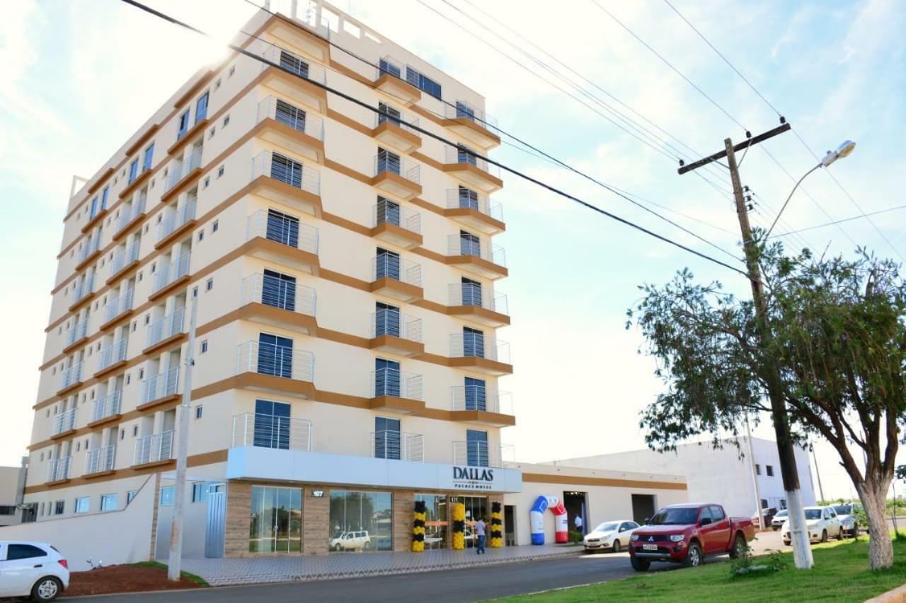 Dallas Palace Hotel Rio Paranaiba Buitenkant foto